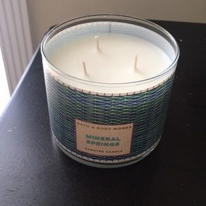 Bath & Body Works Candle